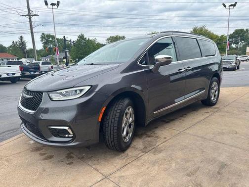 2022 Chrysler Pacifica Limited