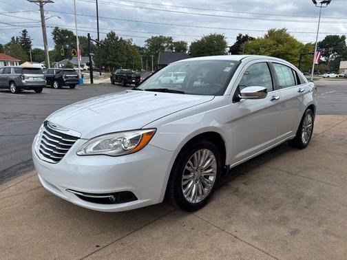 2011 Chrysler 200 Limited