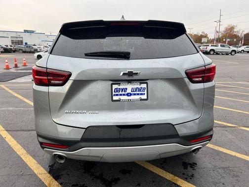 2025 Chevrolet Blazer LT