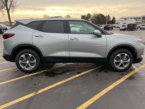 2025 Chevrolet Blazer LT