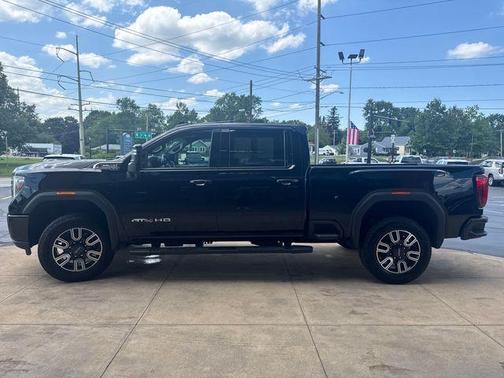 2021 GMC Sierra 2500 AT4