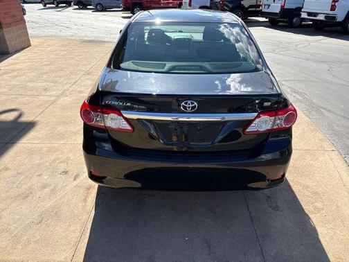 2011 Toyota Corolla LE