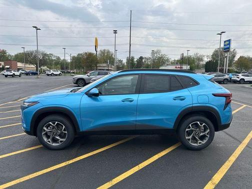 2025 Chevrolet Trax LT