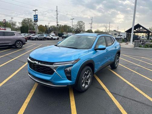 2025 Chevrolet Trax LT