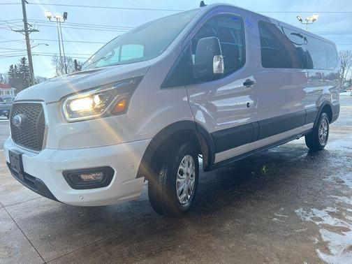2023 Ford Transit-350 XLT