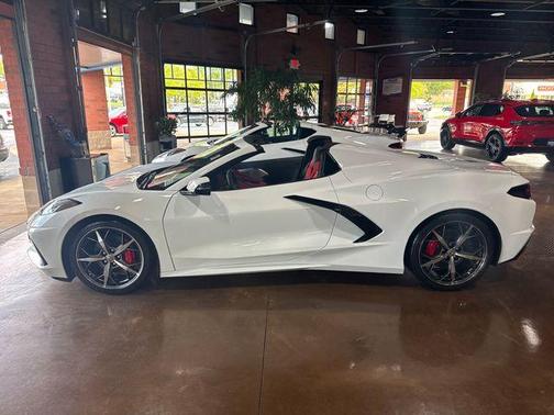 2022 Chevrolet Corvette Stingray w/2LT