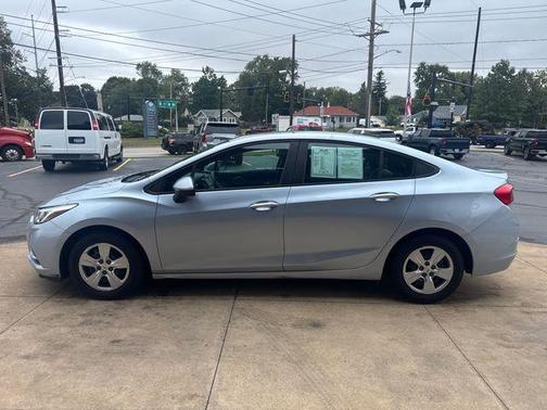 2017 Chevrolet Cruze LS