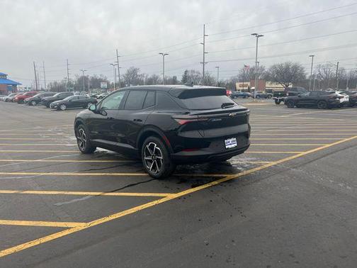 2026 Chevrolet Equinox EV LT 1