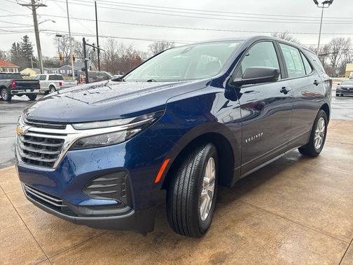 2023 Chevrolet Equinox LS