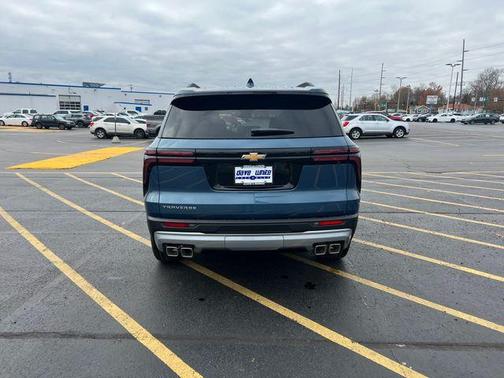 2026 Chevrolet Traverse LT