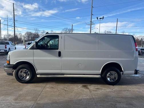 2024 Chevrolet Express 2500 Work Van