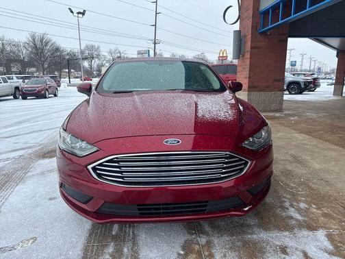 2017 Ford Fusion Hybrid SE