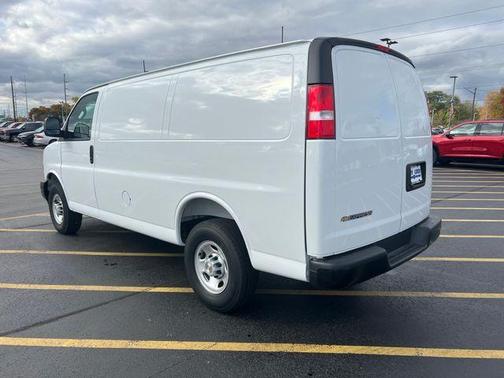 2025 Chevrolet Express 2500 Work Van