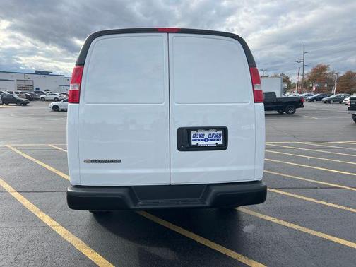 2025 Chevrolet Express 2500 Work Van