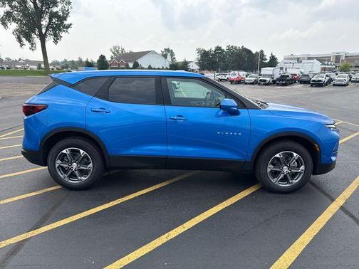 2025 Chevrolet Blazer LT