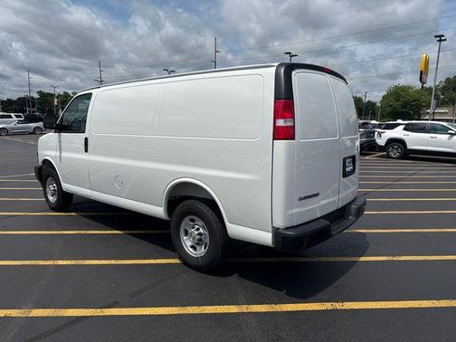 2025 Chevrolet Express 2500 Work Van