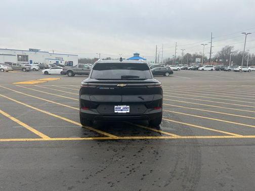 2026 Chevrolet Equinox EV LT 2