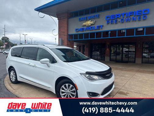2019 Chrysler Pacifica Touring-L