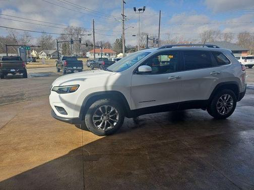 2021 Jeep Cherokee Latitude Lux