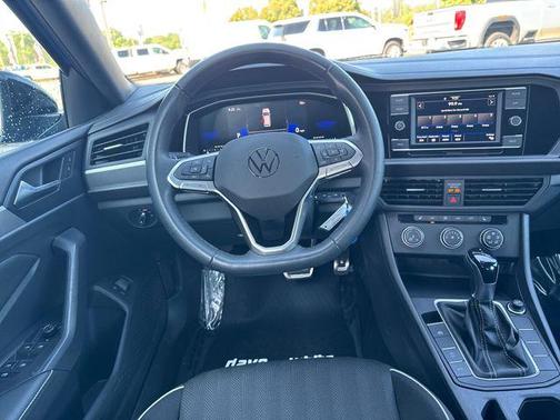2024 Volkswagen Jetta 1.5T Sport