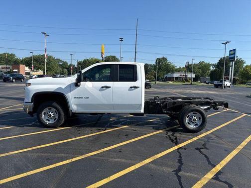 2025 Chevrolet Silverado 2500 WT