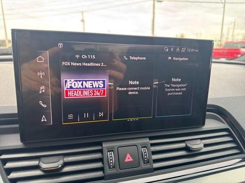 2024 Audi Q5 45 S line quattro Premium