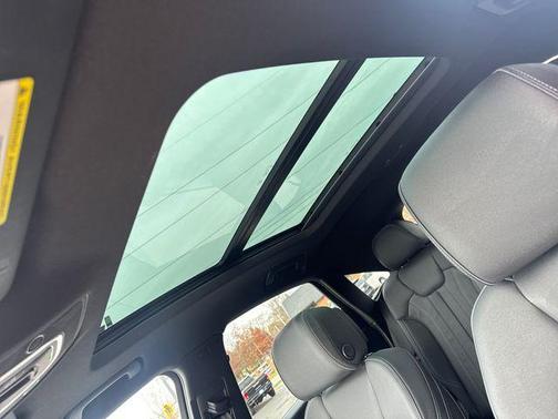 2024 Audi Q5 45 S line quattro Premium