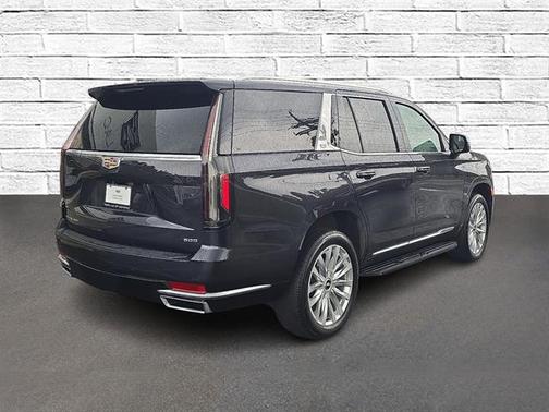 2022 Cadillac Escalade Luxury