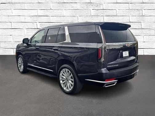 2022 Cadillac Escalade Luxury