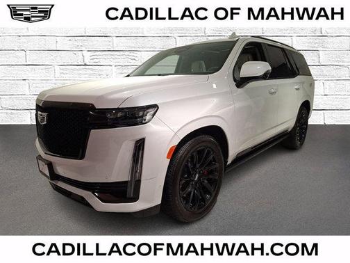 Crystal White Tri-Coat 2024 Cadillac Escalade Sport Platinum