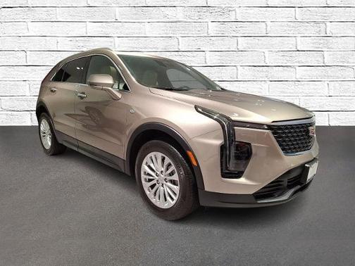 2024 Cadillac XT4 Luxury