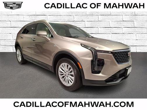 2024 Cadillac XT4 Luxury