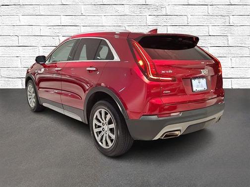 2021 Cadillac XT4 Premium Luxury