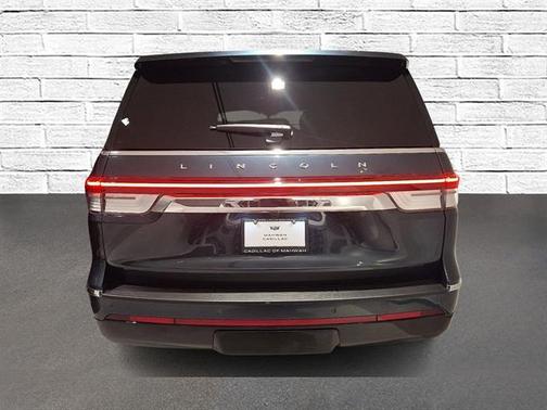 2022 Lincoln Navigator Standard