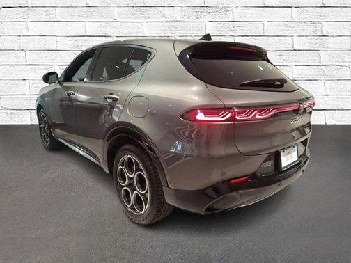 2024 Alfa Romeo Tonale Ti