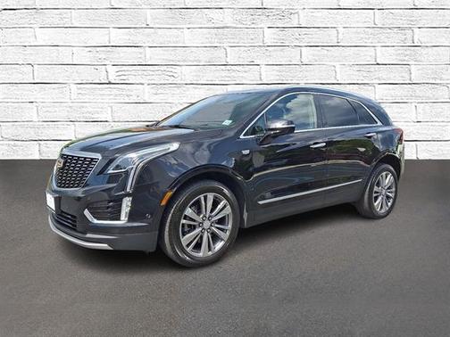2022 Cadillac XT5 Premium Luxury