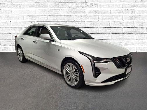 2023 Cadillac CT4 Premium Luxury