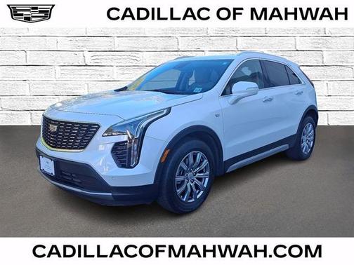 Crystal White Tri-Coat 2021 Cadillac XT4 Premium Luxury