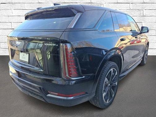 2025 Cadillac Escalade IQ 1