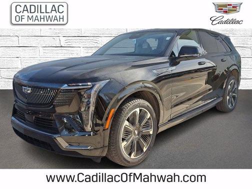 2025 Cadillac Escalade IQ 1