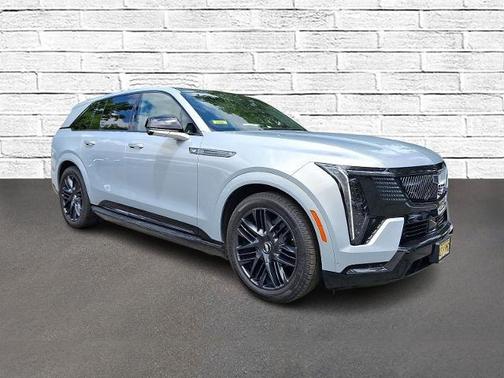2025 Cadillac Escalade IQ Sport 1