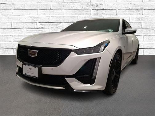 2023 Cadillac CT5 Sport