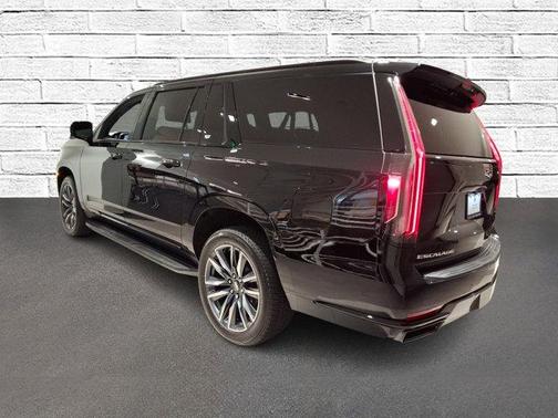 2022 Cadillac Escalade ESV Sport
