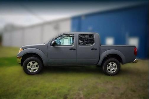2006 Nissan Frontier SE Crew Cab