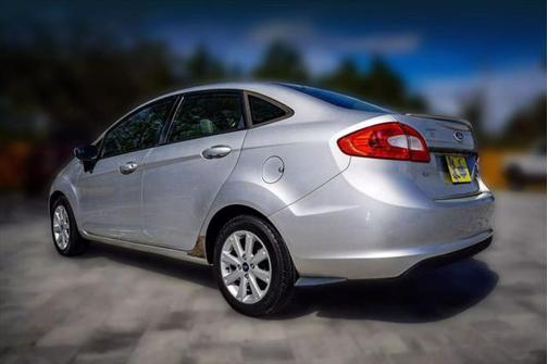 2012 Ford Fiesta SE