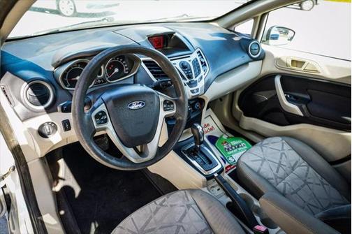 2012 Ford Fiesta SE