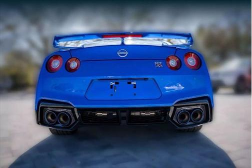 2024 Nissan GT-R Premium Dual-clutch 6-Speed Transmission