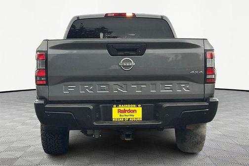 2022 Nissan Frontier S