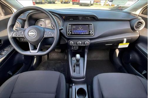 2025 Nissan Kicks S