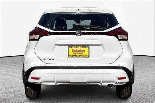 2025 Nissan Kicks S